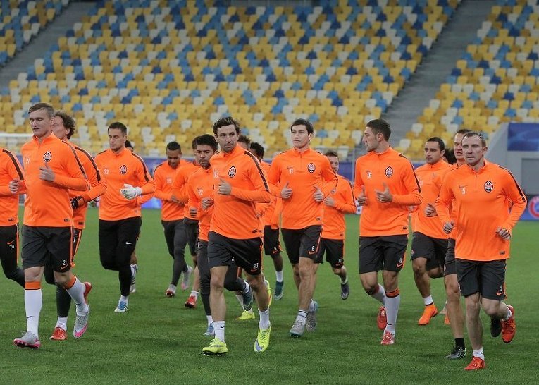 Игроки Шахтера на Львов Арене готовятся к матчу против Мальме в рамках группового турнира Лиги Чемпионов