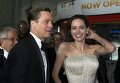 Анджелина Джоли и Брэд Питт на премьере У моря в Голливуде. Звездная чета представила совместную работу на кинофестивале AFI Fest