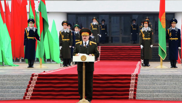 Инаугурация избранного президента Белоруссии А.Лукашенко. Архивное фото