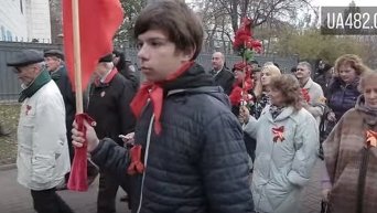 Шествие в честь годовщины Октябрьской революции в Киеве