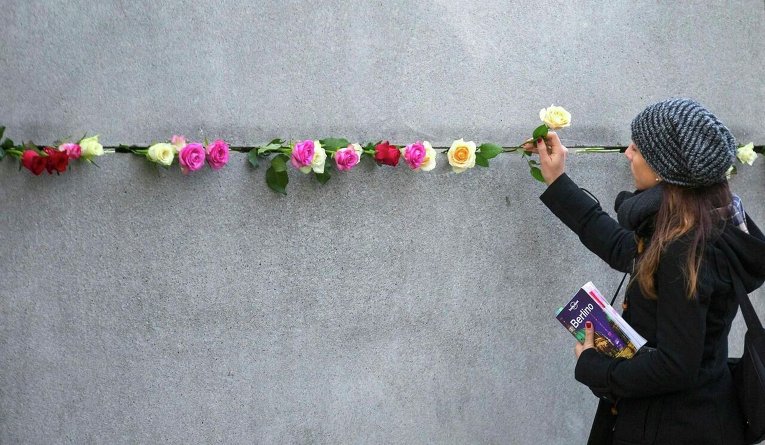 В Германии отметили 26 годовщину падения Берлинской стены